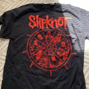 Men’s black slip knot tee size XL